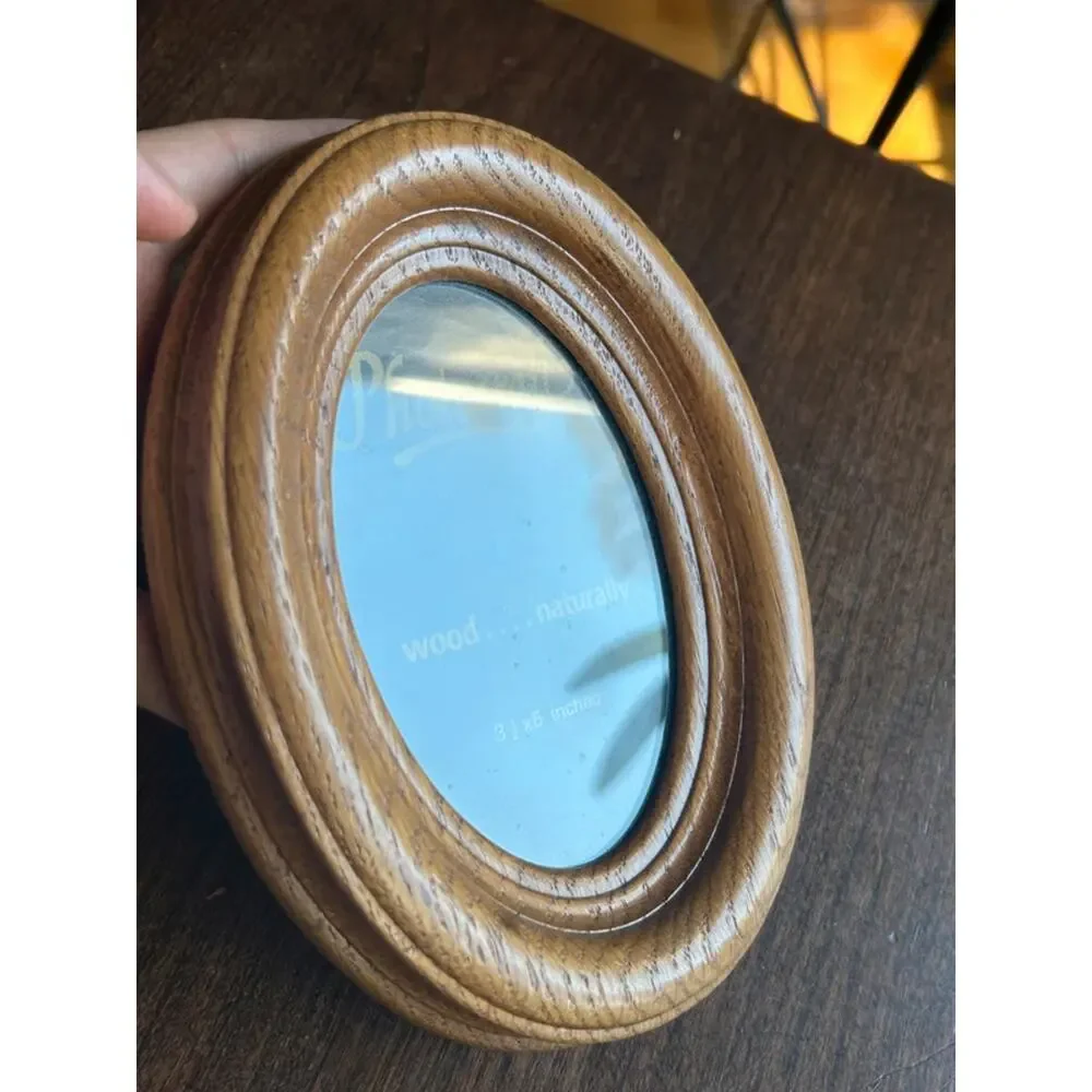 vintage Photocraft natural wood oval picture frame  3.5